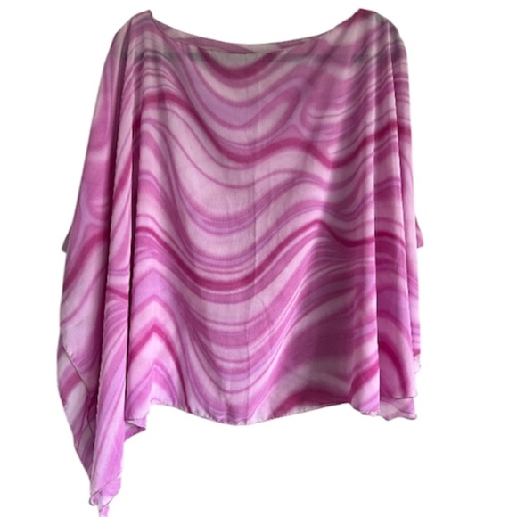 Modern Flowy Wave pattern lightweight poncho style top - Picture 5 of 9